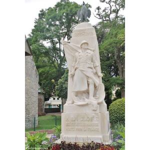 le monument aux morts