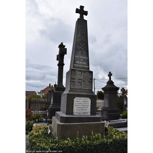 le Monument Aux Morts 