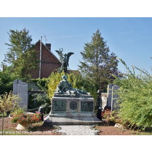 le Monument Aux Morts