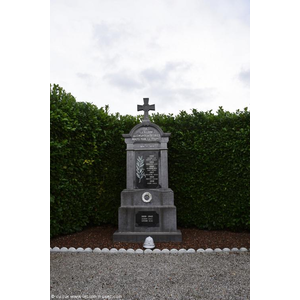 le Monument Aux Morts 