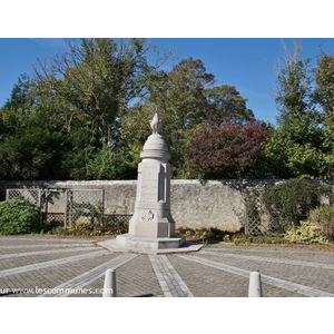 le Monument Aux Morts 