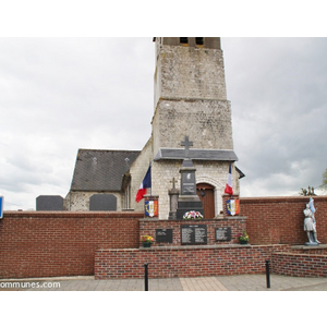 le monument aux morts