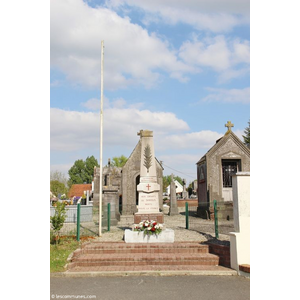 le monument aux morts