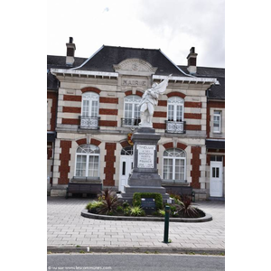 le Monument Aux Morts 