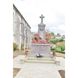 le monument aux morts