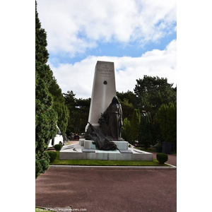 le Monument Aux Morts 