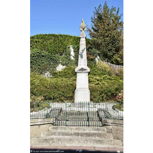 le Monument Aux Morts 