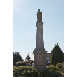 le monument aux morts