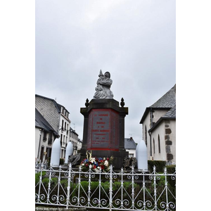 le Monument Aux Morts 