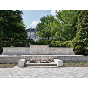 le Monument Aux Morts 