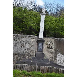 le Monument Aux Morts 