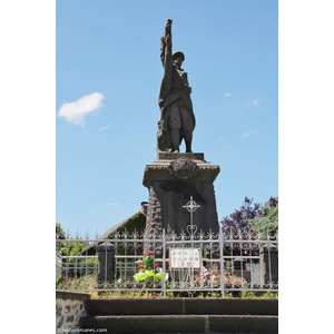 le monument aux morts
