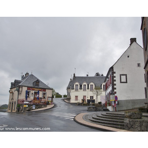 Commune de MURAT LE QUAIRE