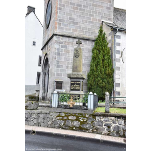 le Monument Aux Morts 