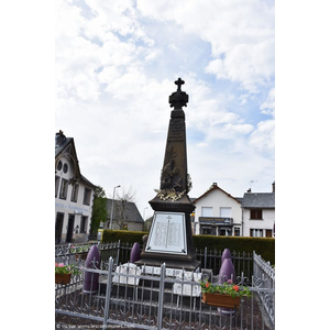 le Monument Aux Morts 
