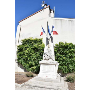 le Monument Aux Morts 
