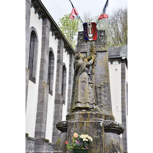 le Monument Aux Morts 