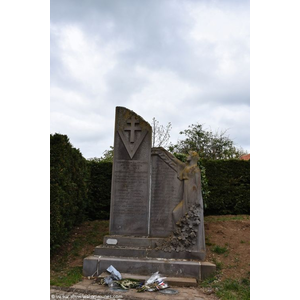 le Monument Aux Morts 