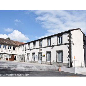 Commune de SAINT GENES CHAMPANELLE