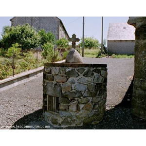 la source Ste Marguerite à St Genès