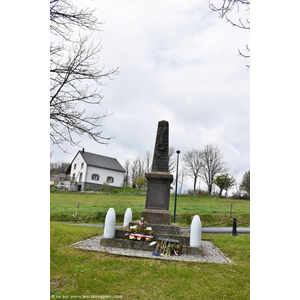 le Monument Aux Morts