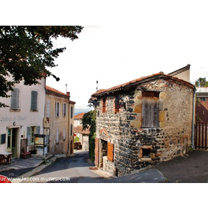 Le Village