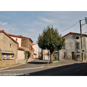 Le Village