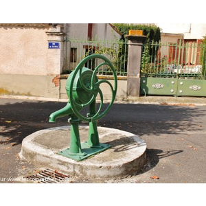 Le Village ( La Pompe )