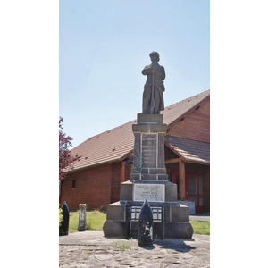 le monument aux morts