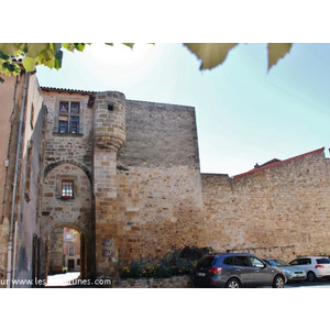 Entrée du Palais des Comtes