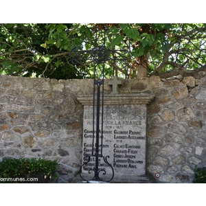 le monument aux morts