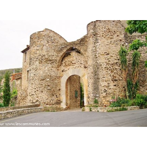 Porte du Village