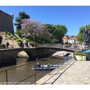 Pont à Collioure à côté du chateau royal