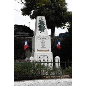 le monument aux morts