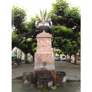 Monument à Prades (66500)