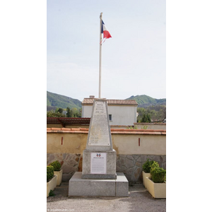 le monument aux morts