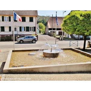 La Commune ( Fontaine )