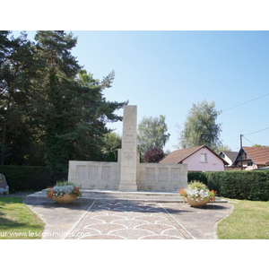 le monument aux morts 