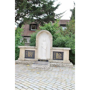 le monument aux morts