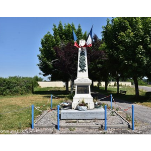 le monument aux morts 