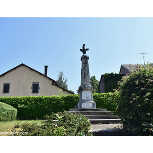 le monument aux morts