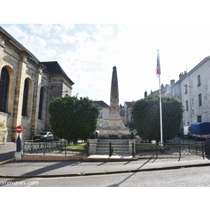 le monument aux morts
