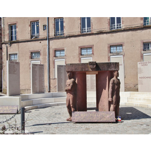 le monument aux morts