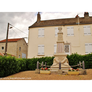 Le Monument-aux-Morts