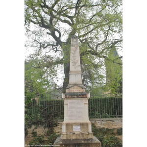 le monument aux morts