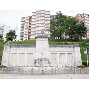 le monument aux morts 