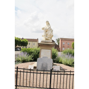 le monument aux morts 