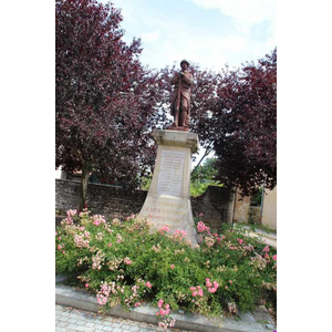 le monument aux morts