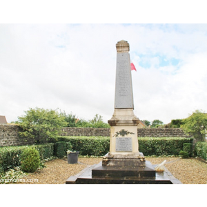 le monument aux morts