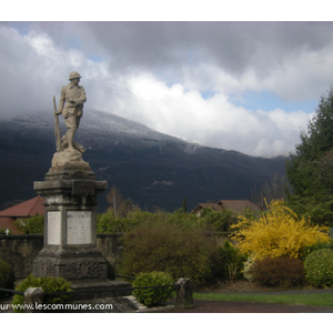 Le monument aux morts